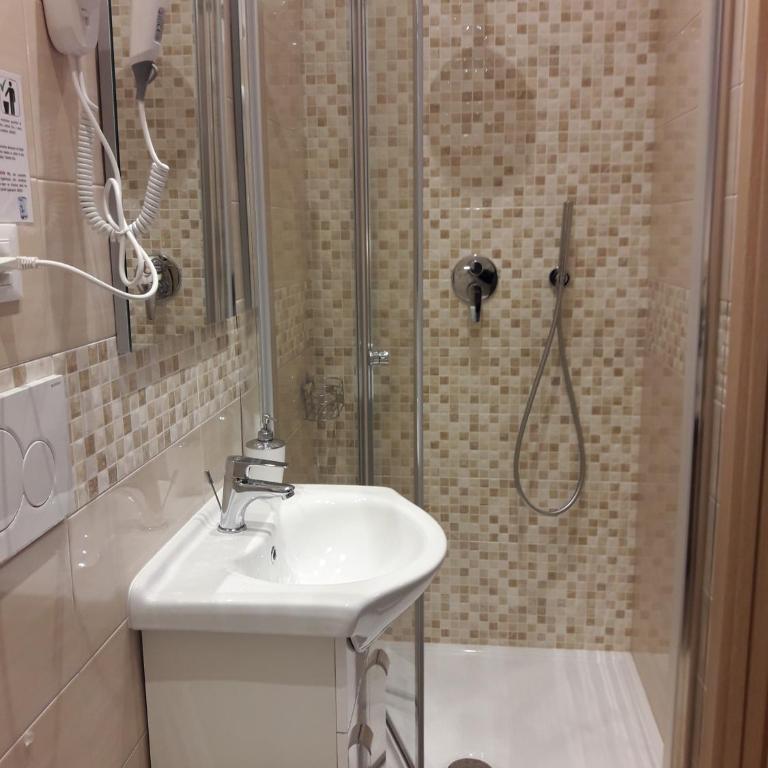 Affittacamere Sorrento - Camera Matrimoniale con Bagno Privato - 6