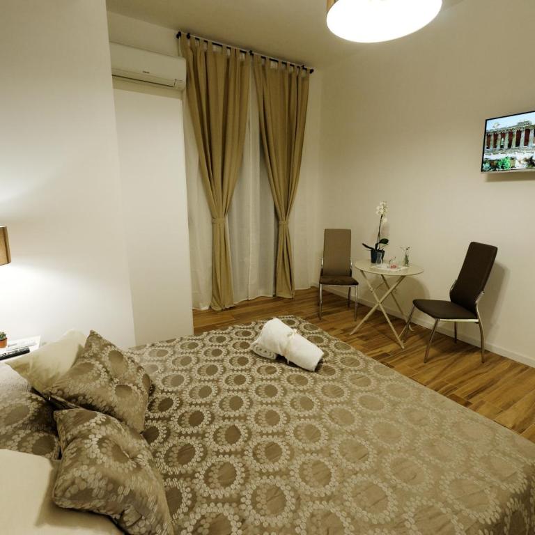 Gocce di Girgenti - comfort suites - Camera Tripla con Balcone - 5