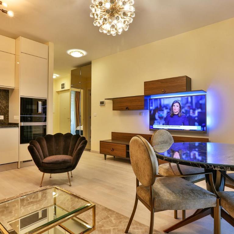 Royal Montesun Apartments - Superior Apartman - 3