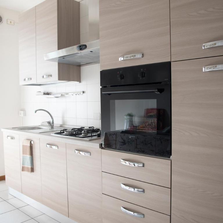 CHIC PANORAMIC APARTMENT - Two-Bedroom Apartment - 14