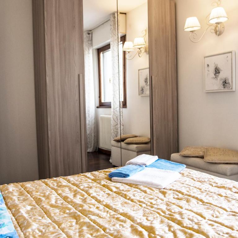 CHIC PANORAMIC APARTMENT - Two-Bedroom Apartment - 20