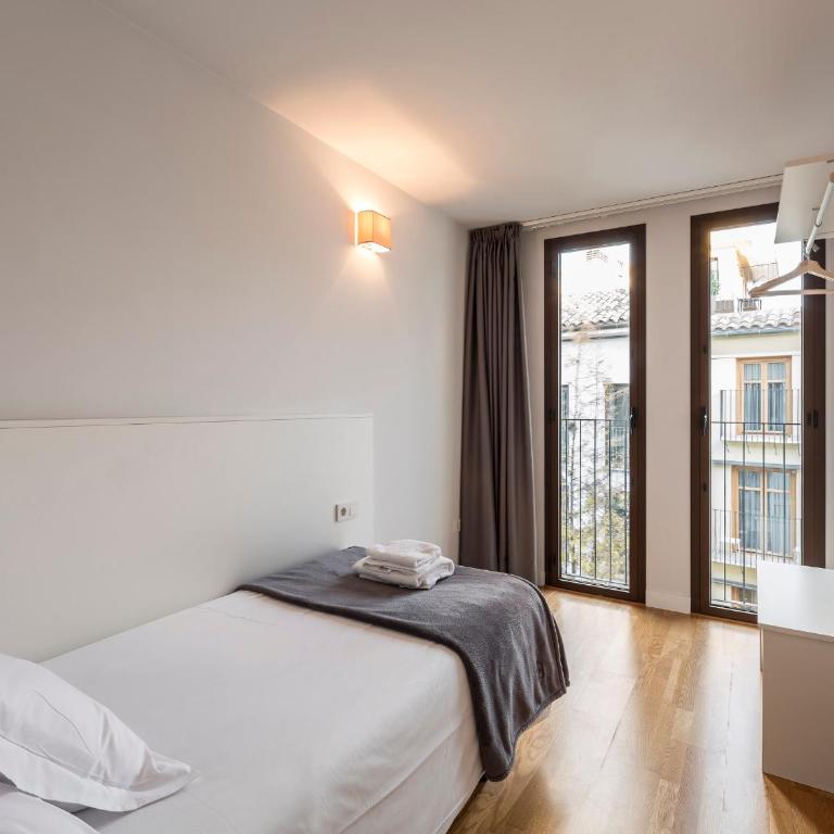 Mon Suites Catedral - Three-Bedroom Apartment (6 Adults) - 4