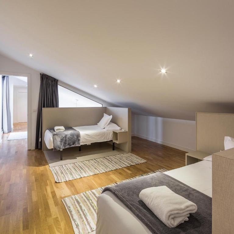 Mon Suites Catedral - Four-Bedroom Apartment - 8