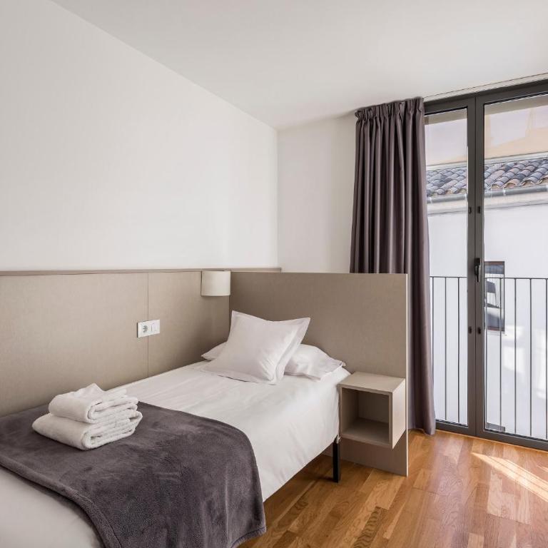 Mon Suites Catedral - Four-Bedroom Apartment - 9