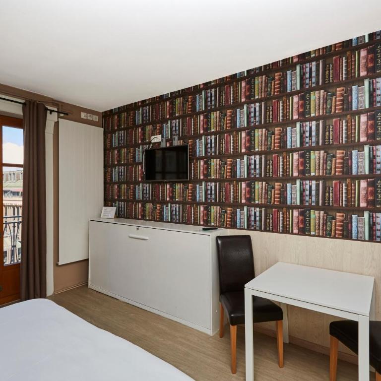 Hotel Central - Chambre Triple - 2