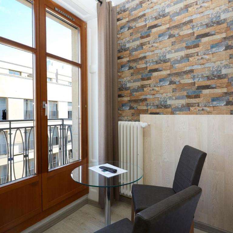 Hotel Central - Petite Chambre Double - 4