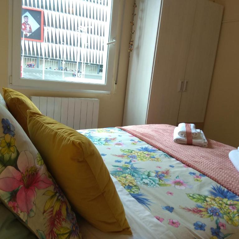 San Mamés Stadium corner - Two-Bedroom Apartment - 77