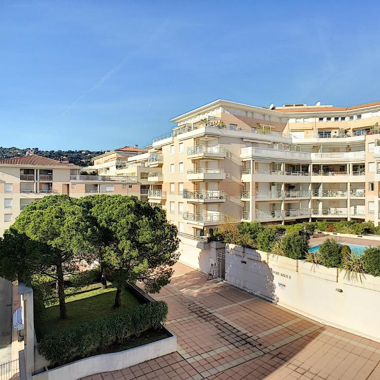 Cozy Apartment sea view Air Cond Renovated in 2026 - Appartement - Vue sur Mer - 2