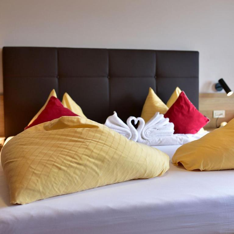 Hotel Tiroler Kreuz - Doppelzimmer mit Poolblick - 1
