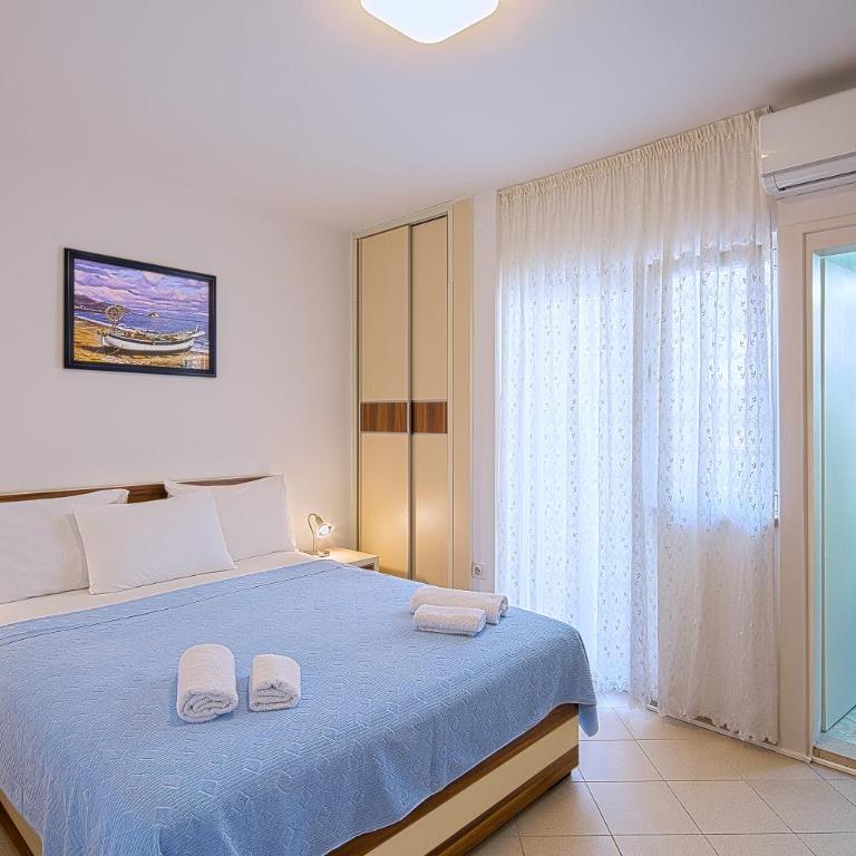 Apartments Bloom Bečići - Apartment with Balcony - 8