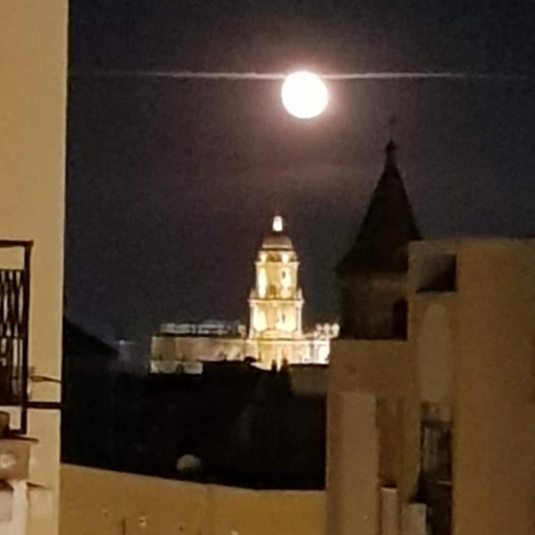 Apartamento con vistas a la catedral a 15 minutos del centro - Apartamento de 2 dormitorios - 23