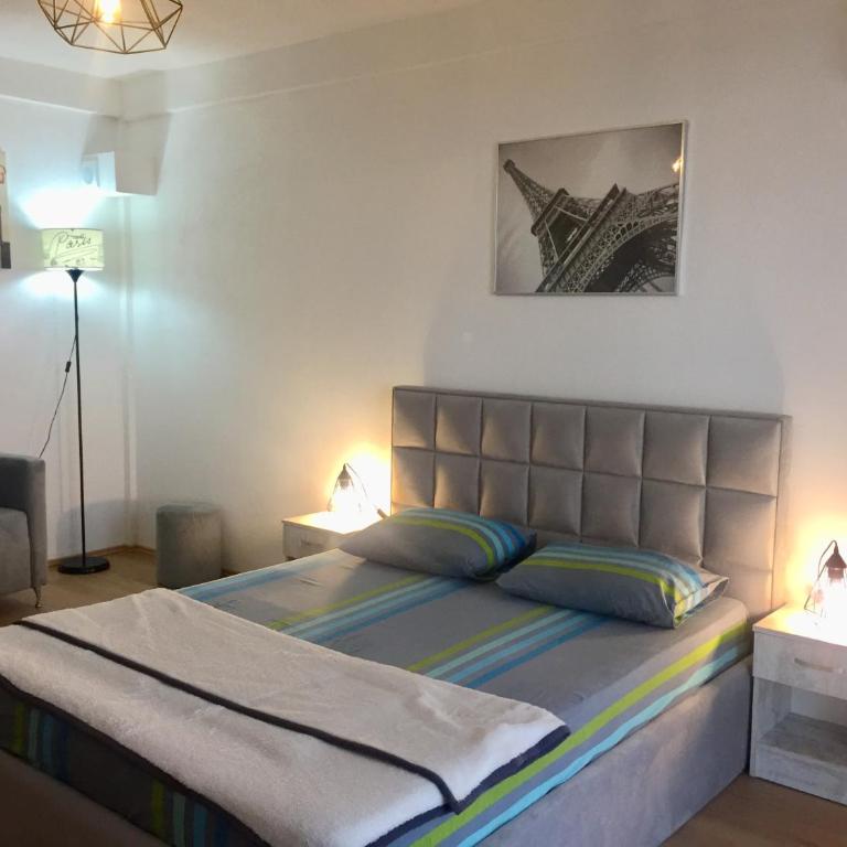 Aparthotel Monterria - One-Bedroom Apartment - 1
