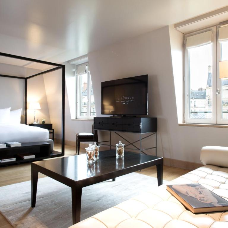 La Réserve Paris Apartments - Two Bedroom Eiffel Apartment - 13