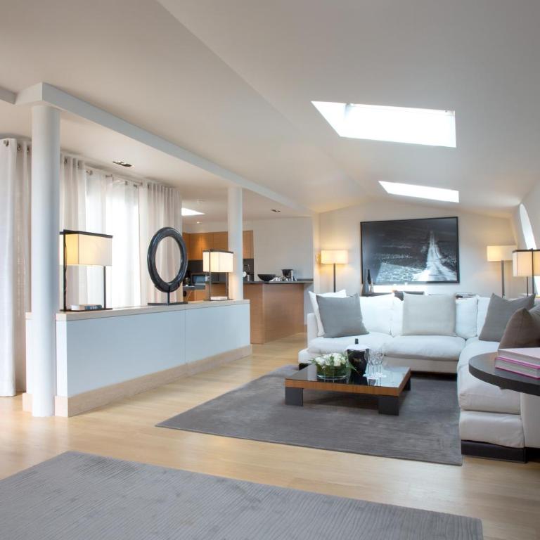 La Réserve Paris Apartments - Two Bedroom Eiffel Apartment - 11