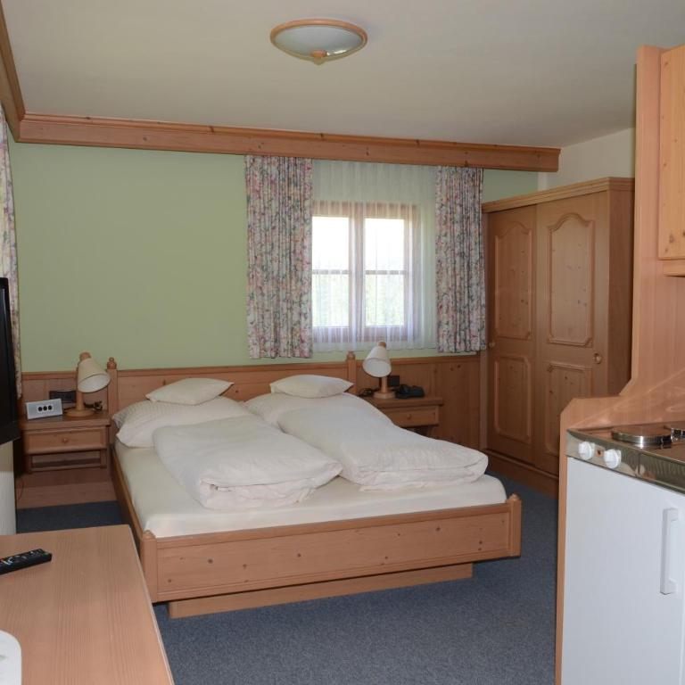 Adlerhof - Apartment 1 mit 1 Schlafzimmer und Balkon - 4