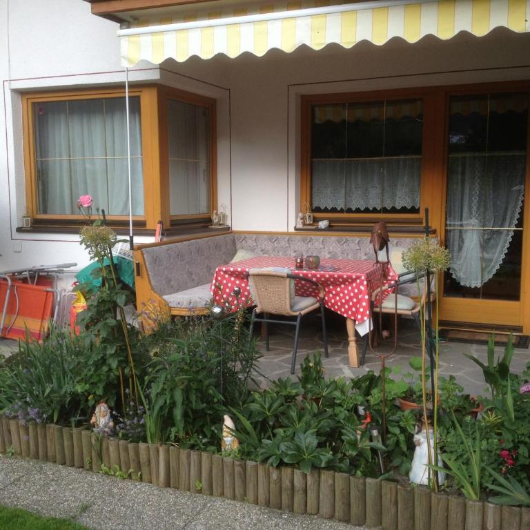 Ferienwohnungen Flörl - Apartamento de 3 dormitorios con terraza - Planta baja - 8