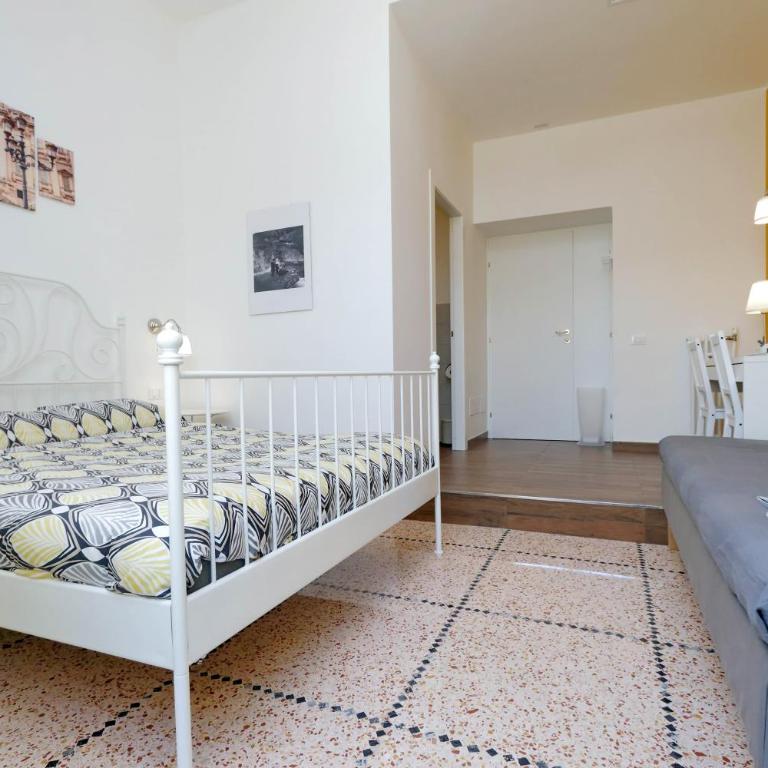 Domus Ponte Milvio - Grande Chambre Double - Vue sur Jardin - 9