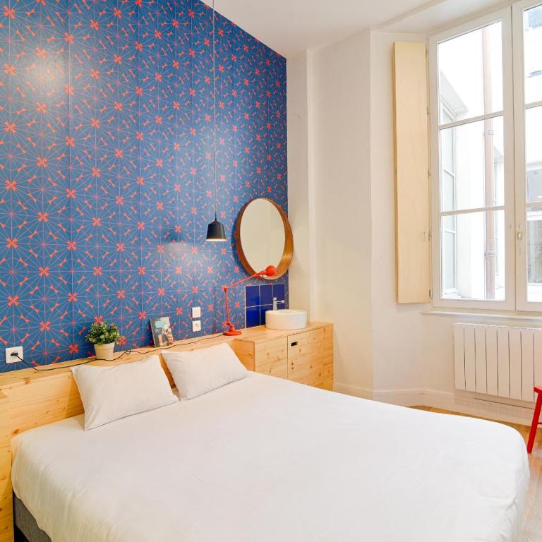 SLO Hostel Lyon les Pentes - Chambre Double avec Salle de Bains Commune - 2