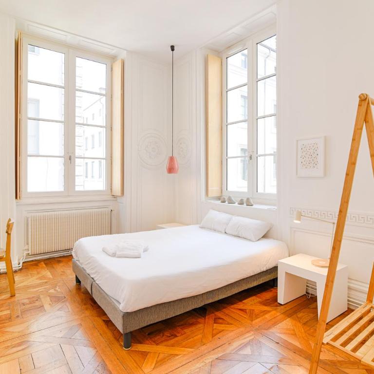 SLO Hostel Lyon les Pentes - Chambre Double Supérieure - 1