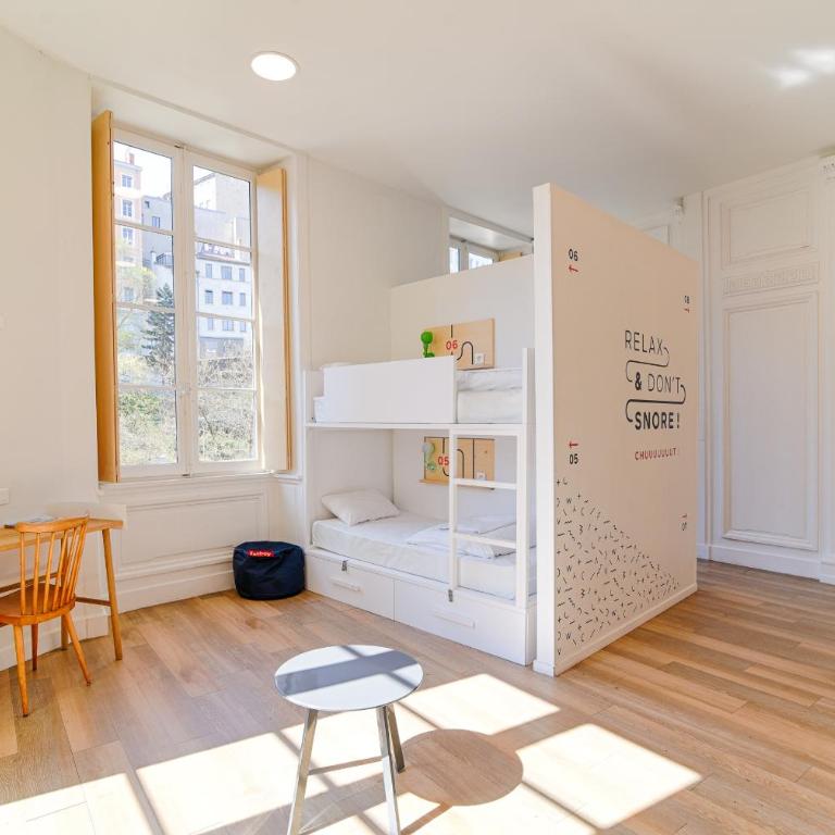 SLO Hostel Lyon les Pentes - Lit Superposé dans Dortoir Mixte de 8 Lits - 1