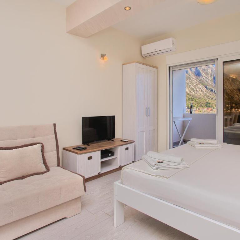 Sea Star Apartments - Studio Apartment with Sea View - 16