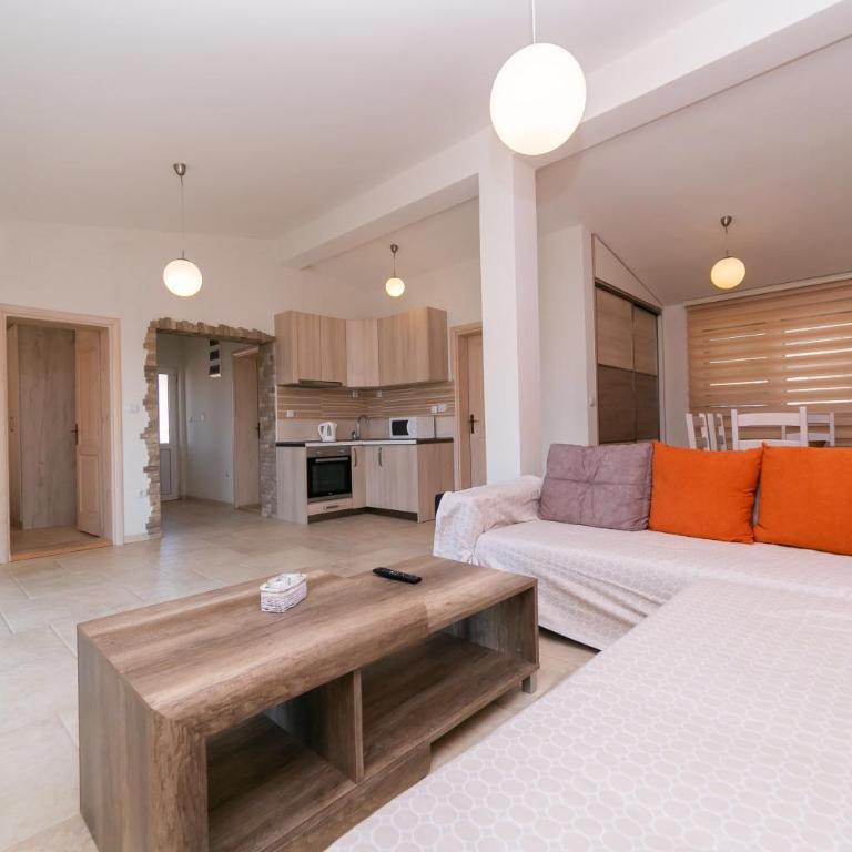Apartmani Tripović - Apartman sa 2 Spavaće Sobe, Pogledom na More i Balkonom - 6
