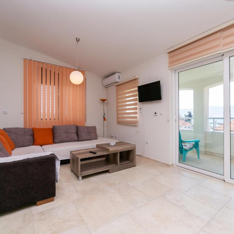 Apartmani Tripović - Apartman sa 2 Spavaće Sobe, Pogledom na More i Balkonom - 4
