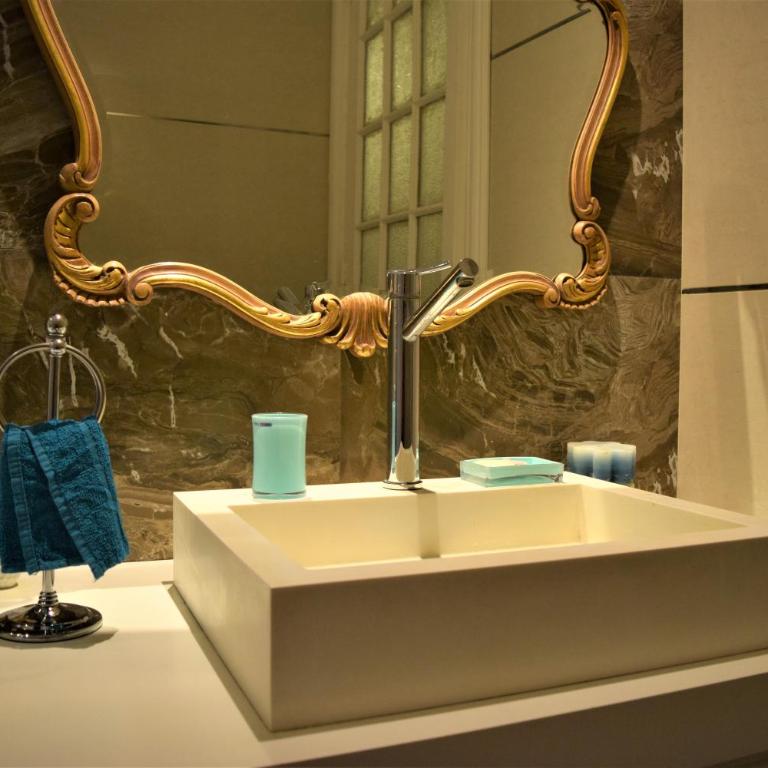 La Casa de Lola BA - Habitación Individual Deluxe con balcón y baño compartido - 1