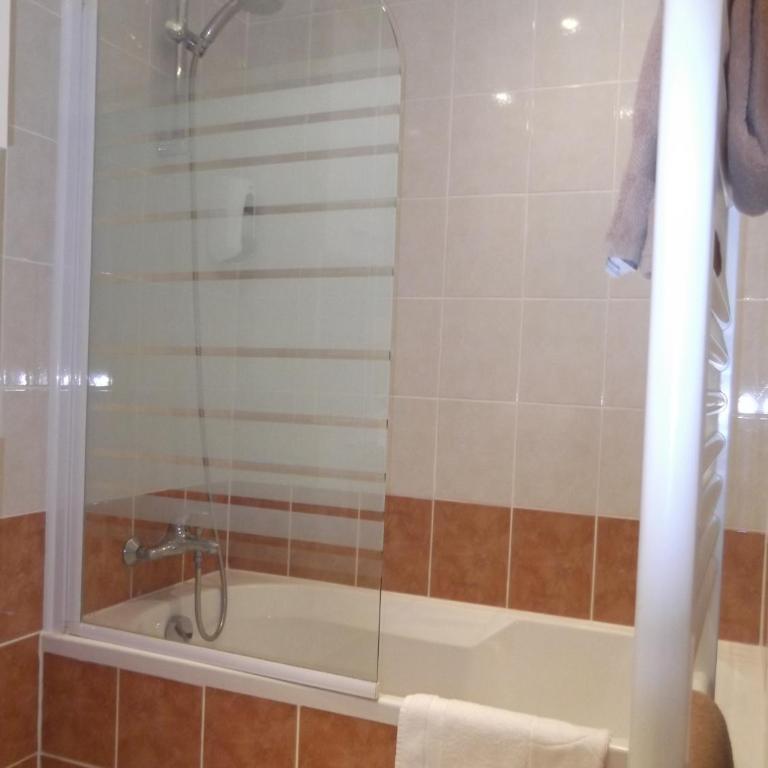 Auberge de la Dranse - Chambre Lits Jumeaux - 4