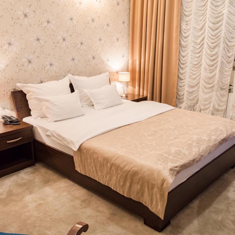 Hotel JET SET Pale - Double Room - 7