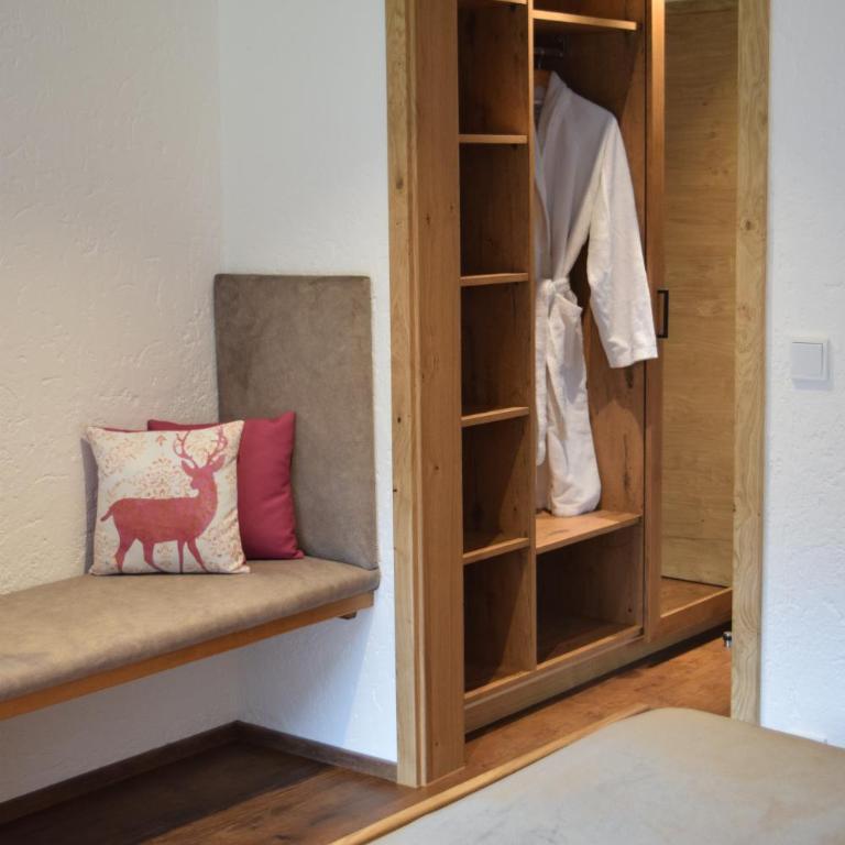 Hotel Bad Rain mit Oberstaufen PlusGolf - Standard Doppelzimmer mit Balkon - 4