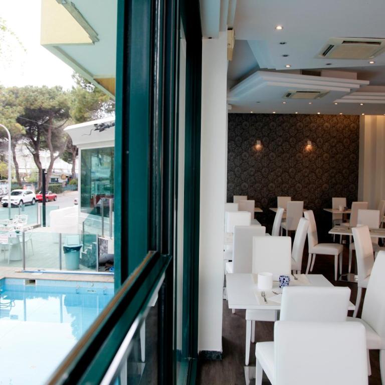 Hotel Montecarlo - Hotel Vista Mare con Piscina & Area Fitness - Camera Classic Matrimoniale/Doppia con Letti Singoli con Vista Mare - 13