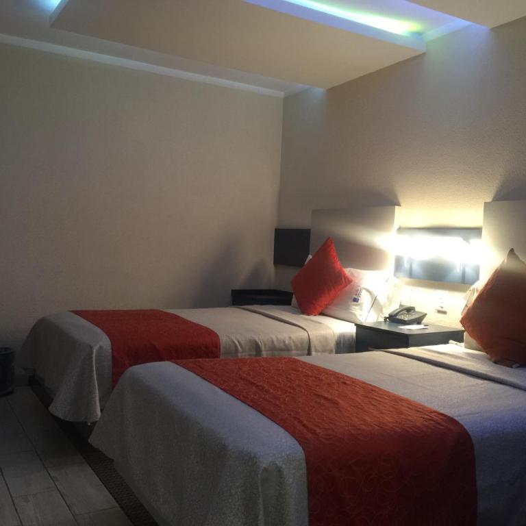 Hotel Monaco - Habitación Estándar - 5