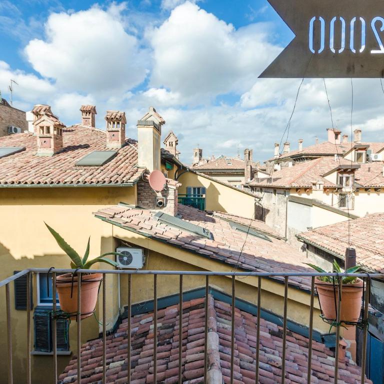 Lupari Apartment, Palazzo storico sotto le Due Torri - Appartamento con 2 Camere da Letto - 18