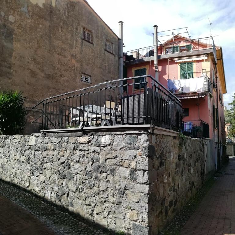 APPARTAMENTO CON GIARDINO, TERRAZZO e GARAGE A DUE PASSI DAL MARE e DALLE CINQUETERRE - Appartamento - 18