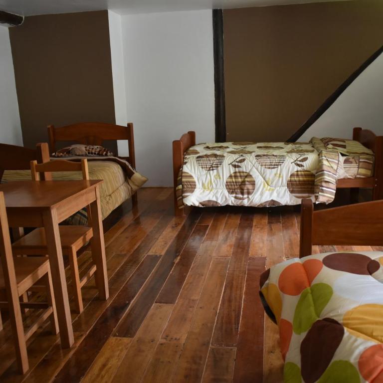 CasaNostra Choquequirao - Cama en habitación compartida mixta de 3 camas con baño externo - 5