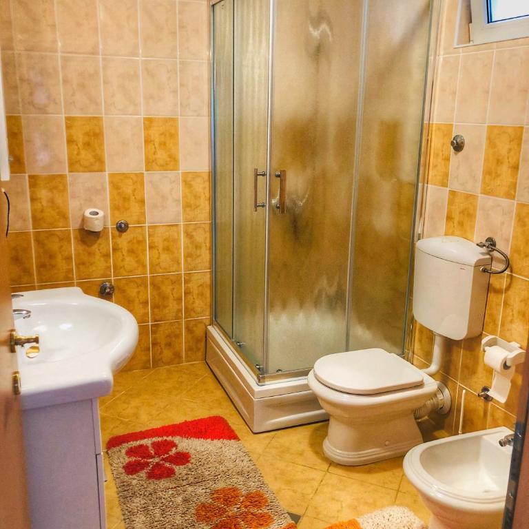 Rooms Deny - Double Room with Shared Bathroom - 6