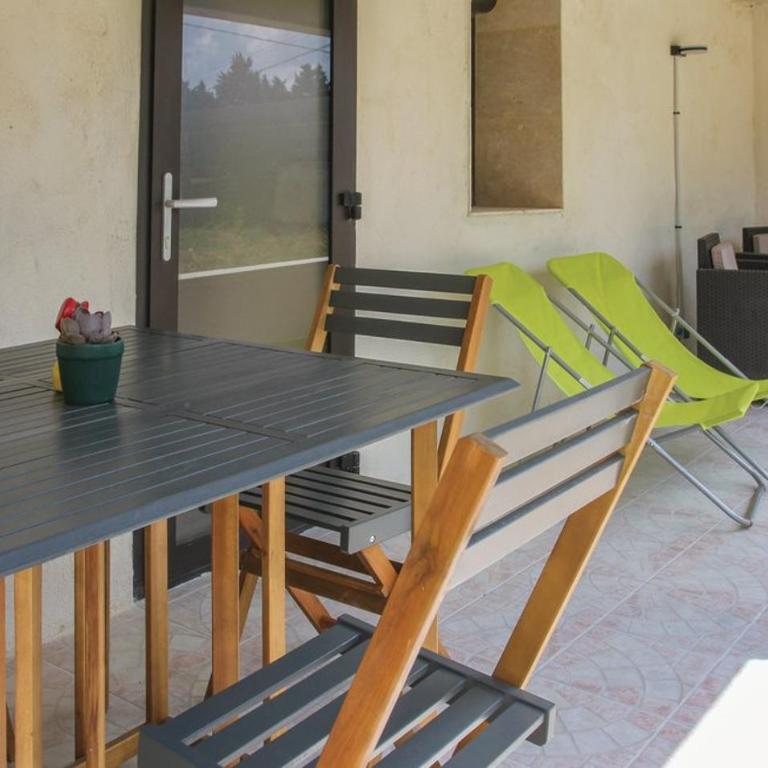 Maison 4 étoiles et Studio 3 étoiles indépendants avec piscine - Studio avec Terrasse - 9