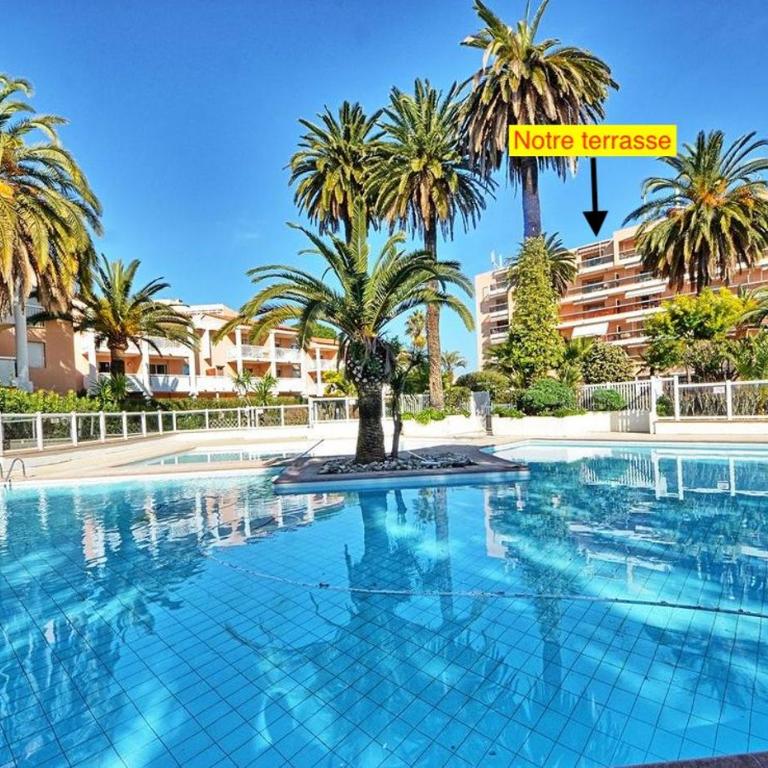 Appartement T2 vue mer et montagne avec piscine , au pied des plages - Appartement - Vue sur Mer - 5