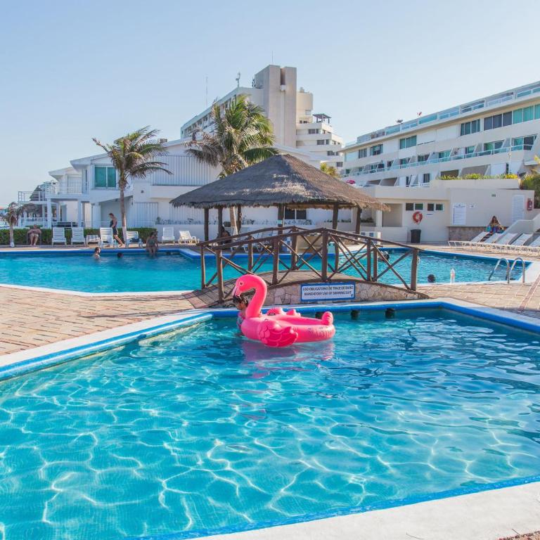 Beachfront Three-Story Coastal Penthouse, 3BR-3BA - Penthouse Apartment - 29
