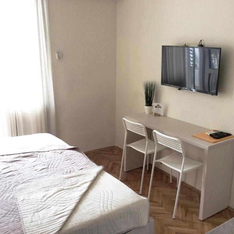 Apartments Fortunella - Apartman sa Pogledom na Planinu - 11