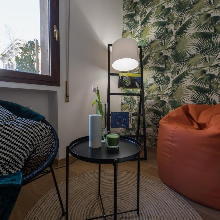 B&B La Marmora 39 - Camera Familiare con Balcone - 12