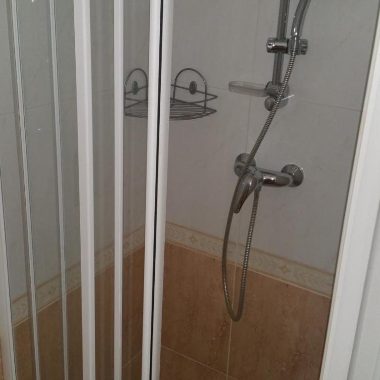 Appartamento piano terra - Appartamento con 2 Camere da Letto - 5