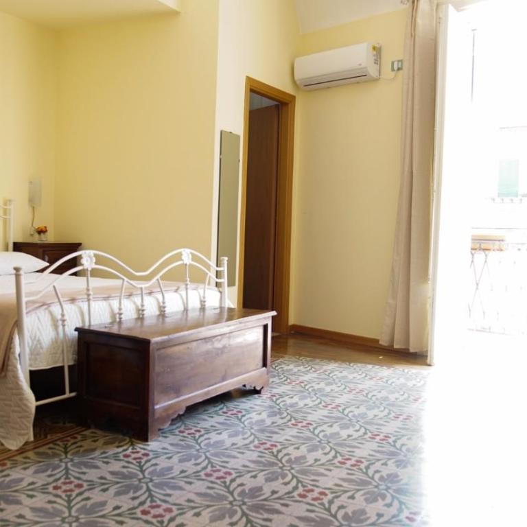 LE PORTE DI PALERMO - Camera Tripla con Bagno Privato - 2