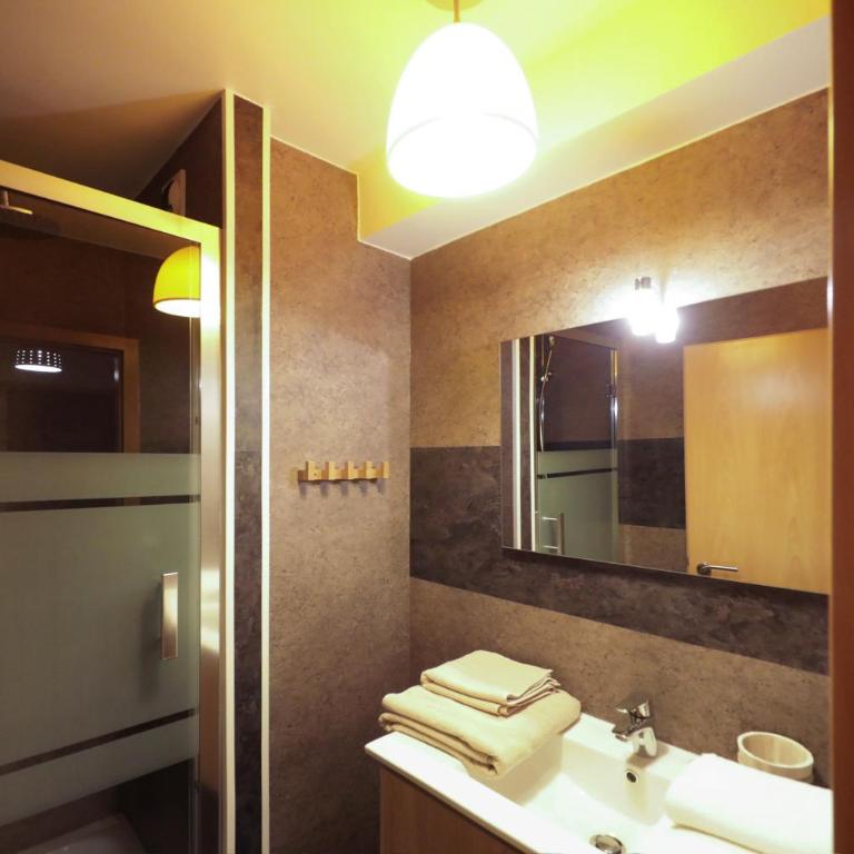 Au buisson de roses - Appartement 1 Chambre - Vue sur Ville - 21
