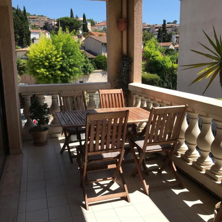 Domaine D'Ahmosis, modern 2 bedrooms refurbished apartment, f3 moderne fraichement rénové - Apartamento de 2 dormitorios - 25