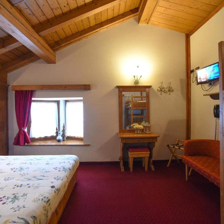 Hotel Garnì Il Cirmolo - Camera Quadrupla - 1