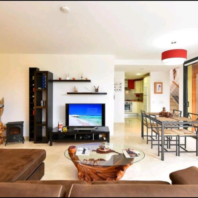Villa Las Terrazas 17 Exclusive Chill Out and Pool By Canarias Prime Homes - Two-Bedroom Villa - 6