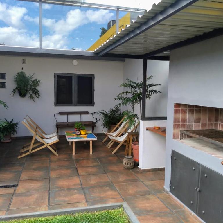 Casa confortable - Two-Bedroom House - 5