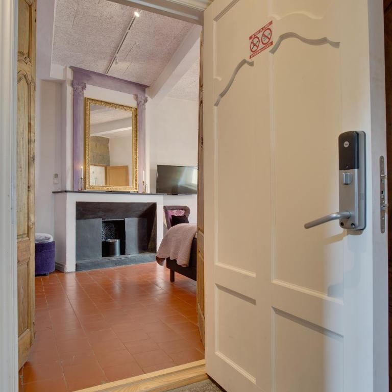 Rue Galilee - Chambre Deluxe (2 Adultes + 1 Enfant) - 2